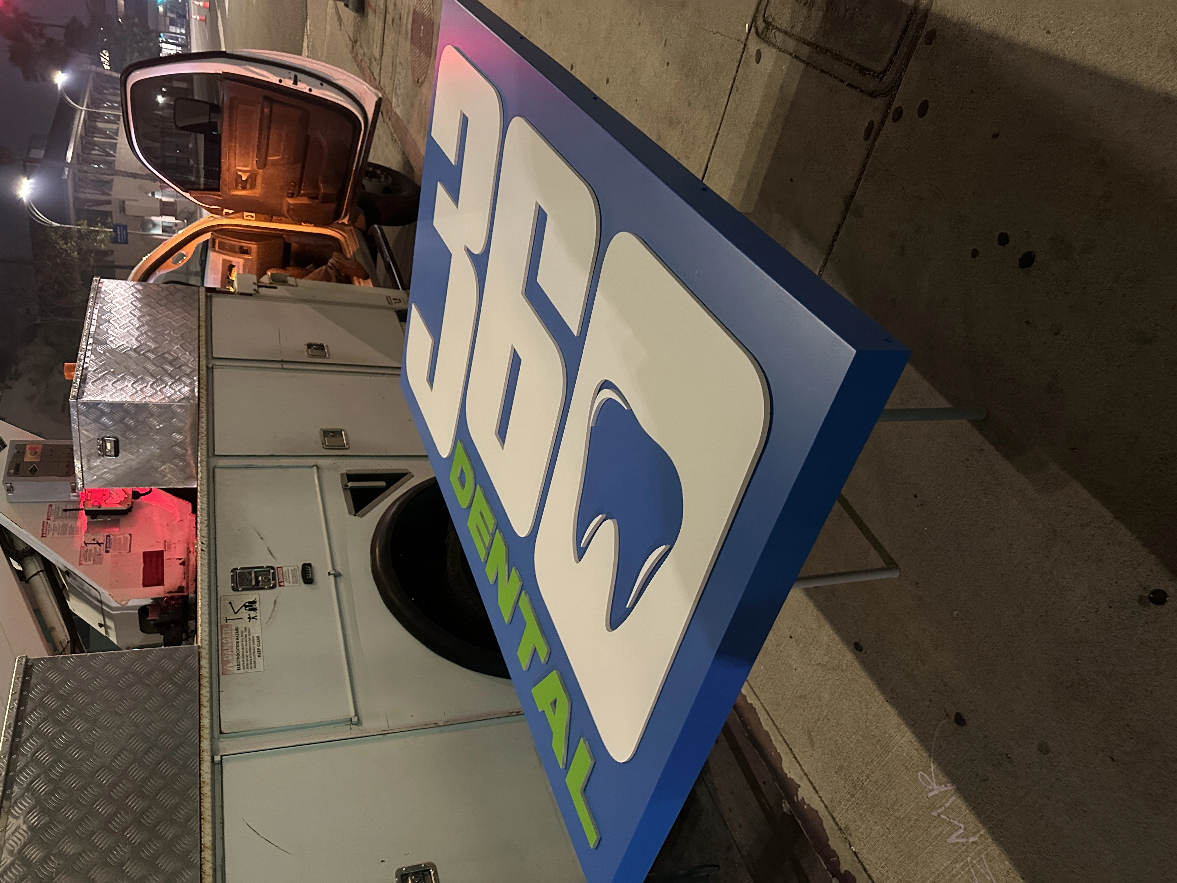 Custom Channel Letters Los Angeles